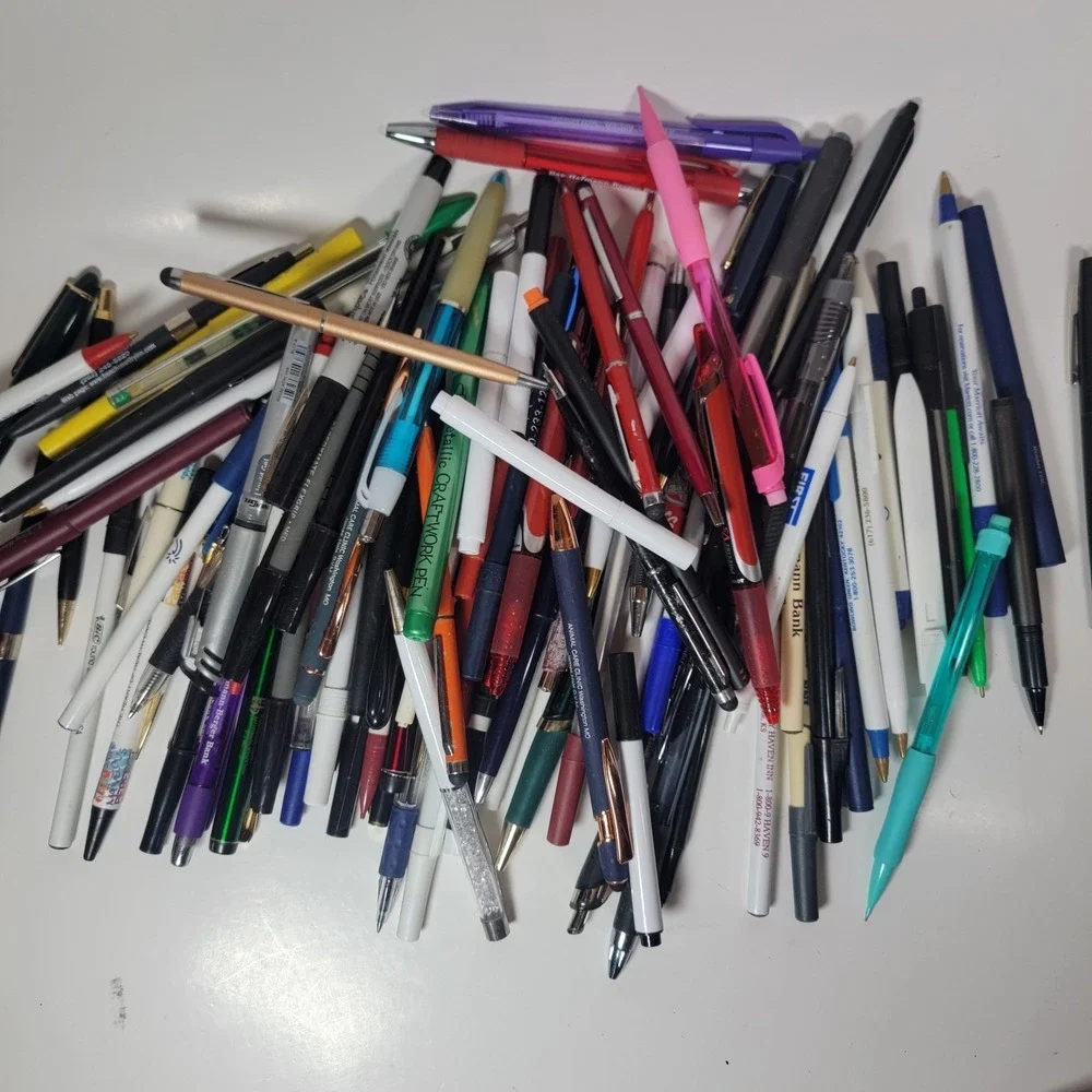 Lot Pens Some  Advertising Some Not Untested Vintage Hotel